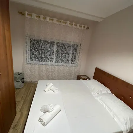 Villa Cozy Golem (Tirana)